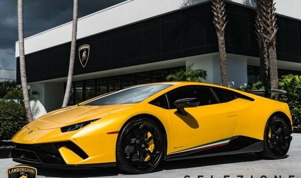 Cars - 267 Lamborghini for sale on JamesEdition
