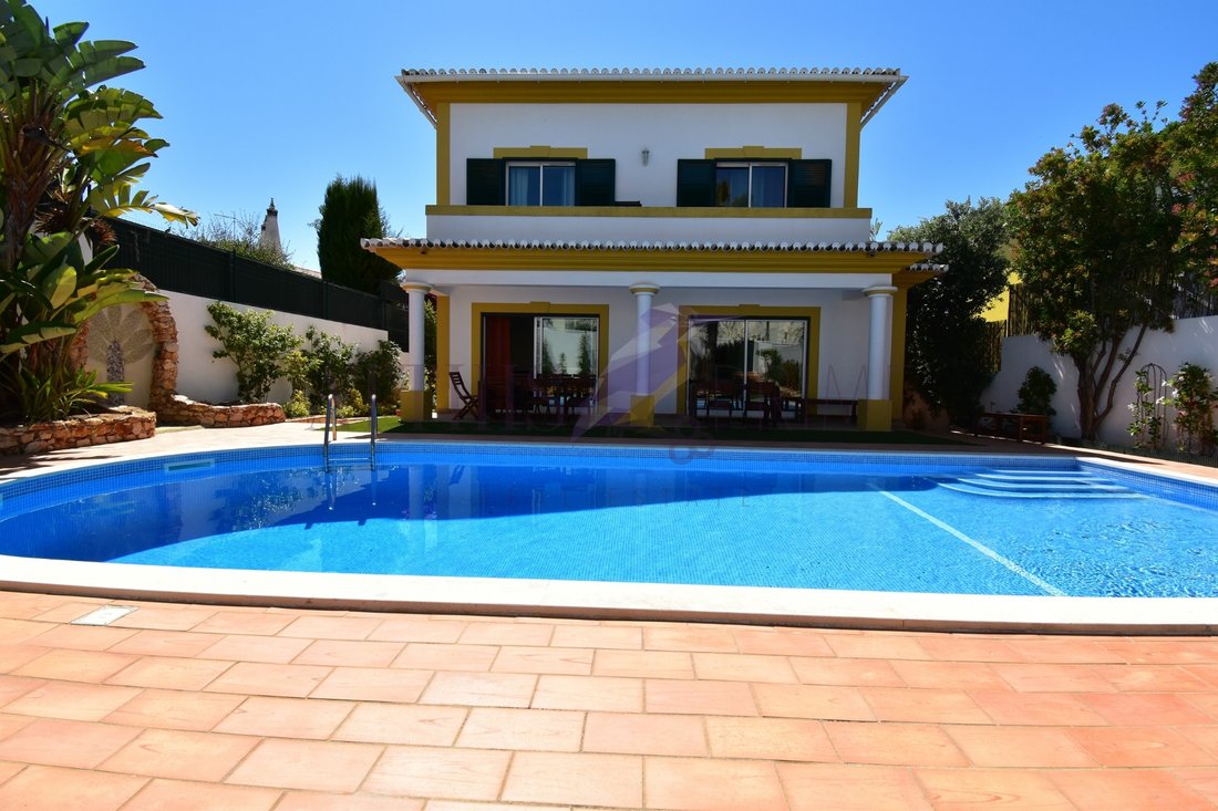 House in Alvor, Algarve, Portugal 1 - 11135833