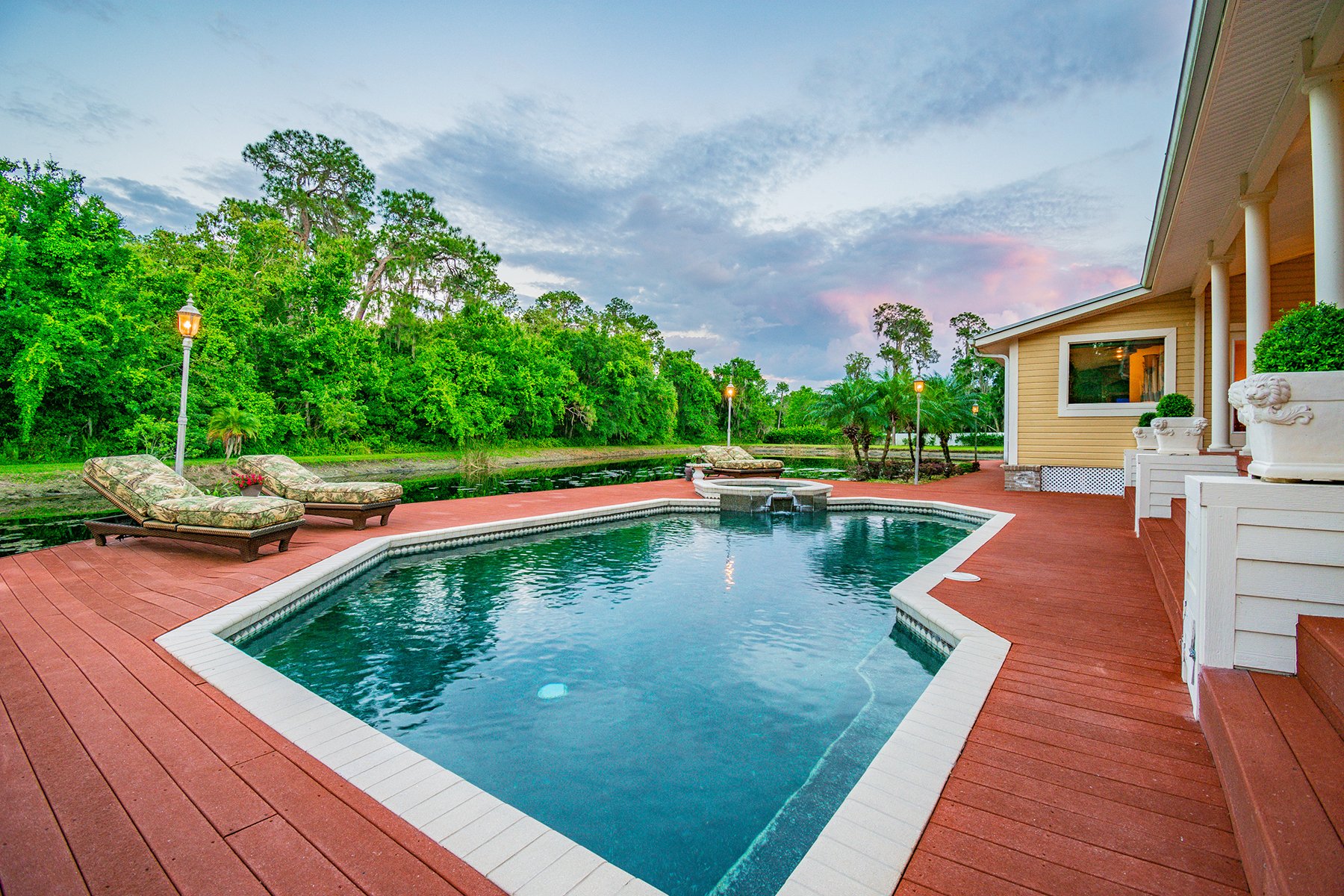 Walden Lake In Plant City, Fl, United States For Sale