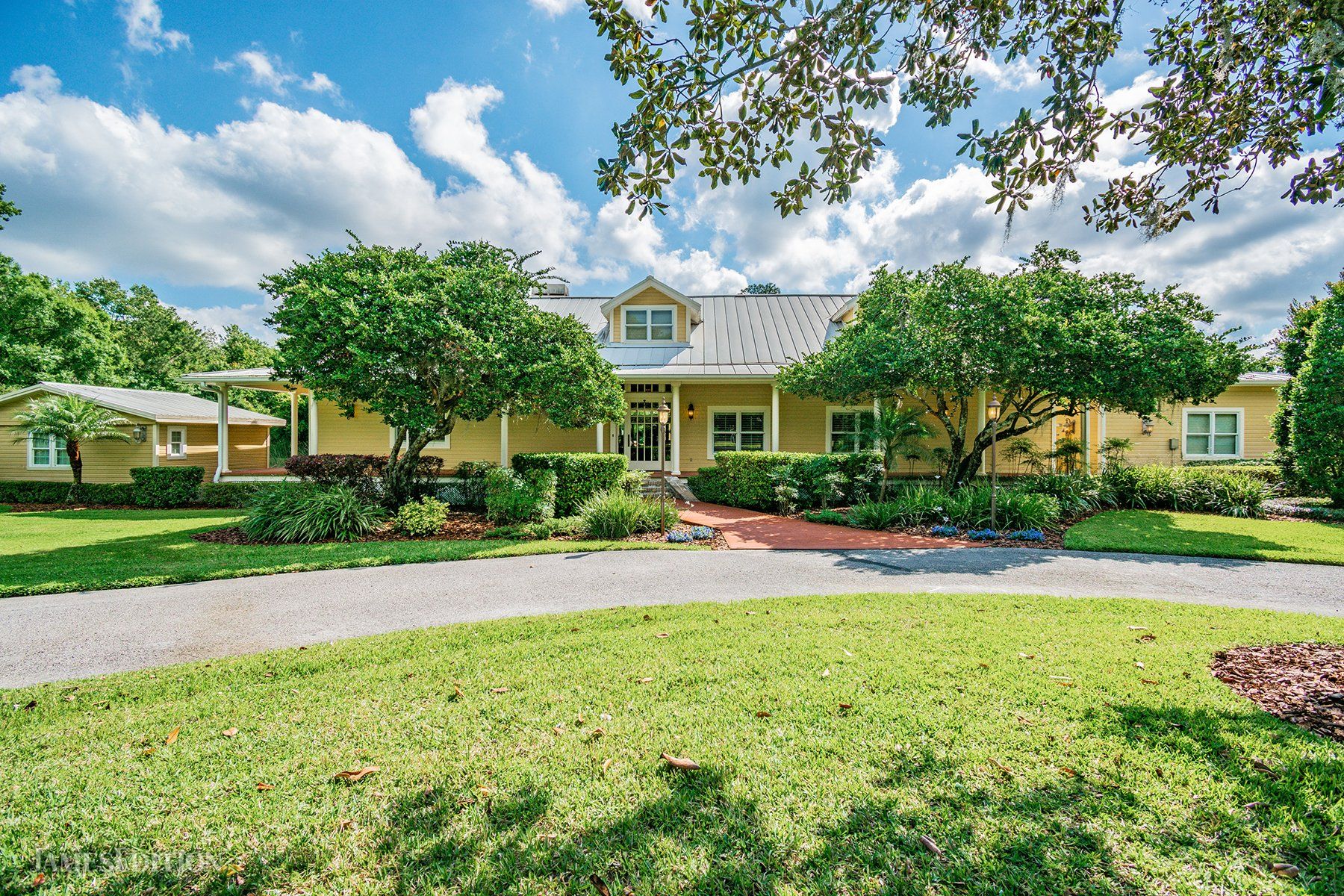 Walden Lake In Plant City, Fl, United States For Sale