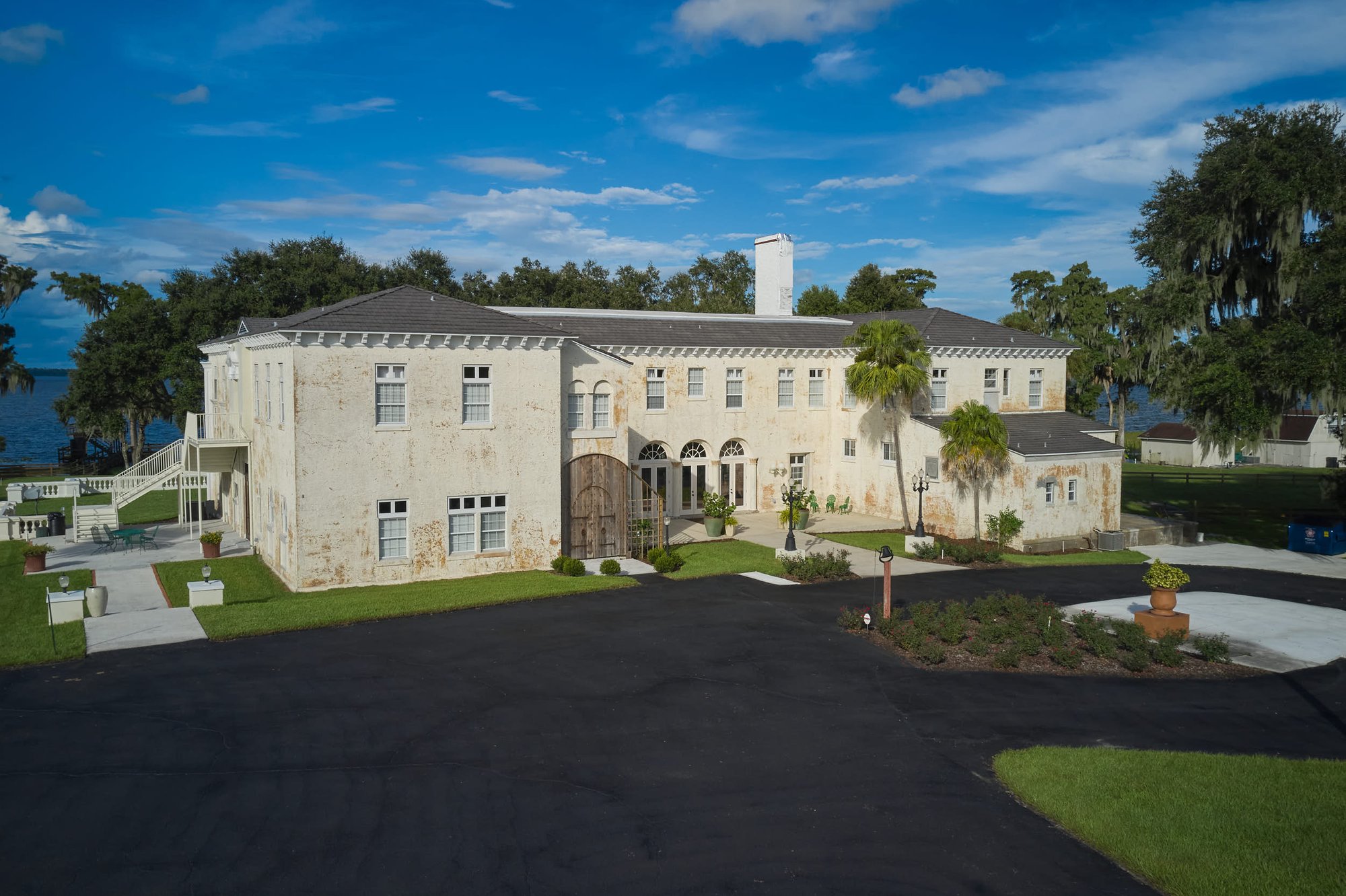 12 Bedrooms Single Family Detached In Lake Wales, Florida, United