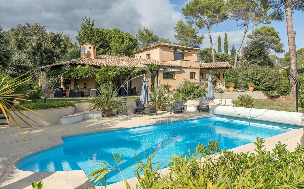 Sale Villa Roquefort Les Pins Les In Roquefort Les Pins France For Sale