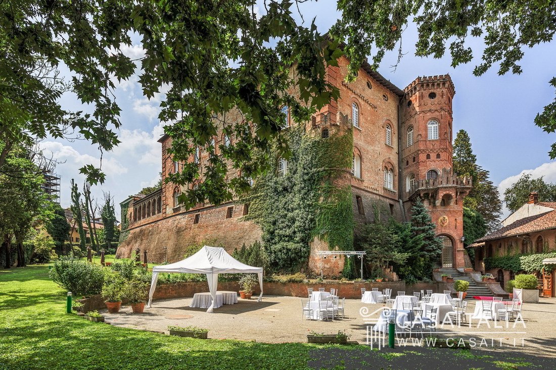 A Piedmont Castle Where Time Stands Still—Hotel, Park & Legend Await