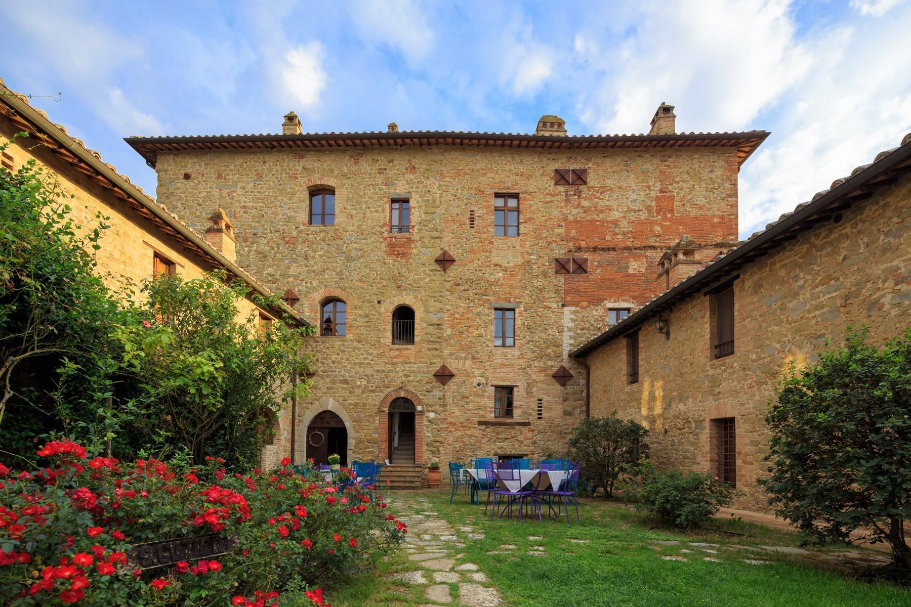 Magnificent Castle In The Heart Of In Castiglione Della Valle, Umbria ...