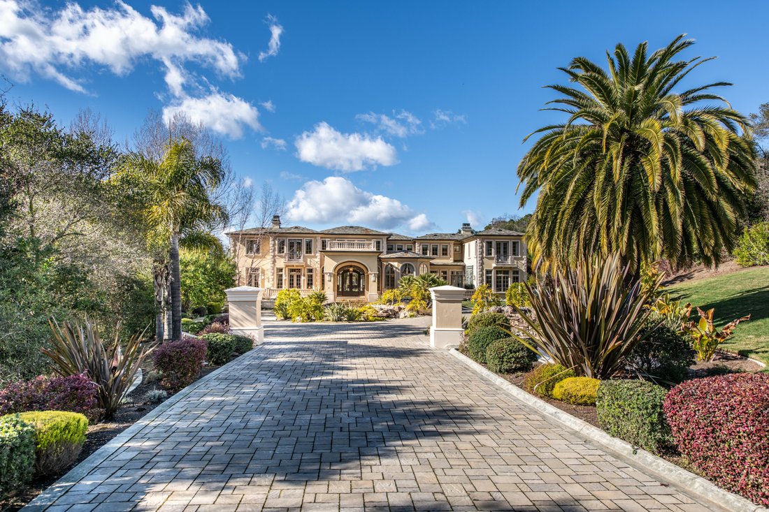 House in Los Altos Hills, California, United States 1 - 11155249