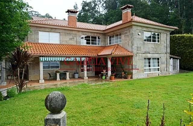Villa in Lavadores, Vigo, Spain 1 - 11157397