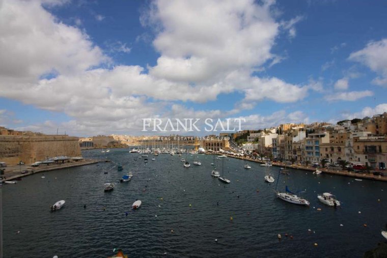 Kalkara Finished Duplex Penthouse In Kalkara Malta For Sale 11133075