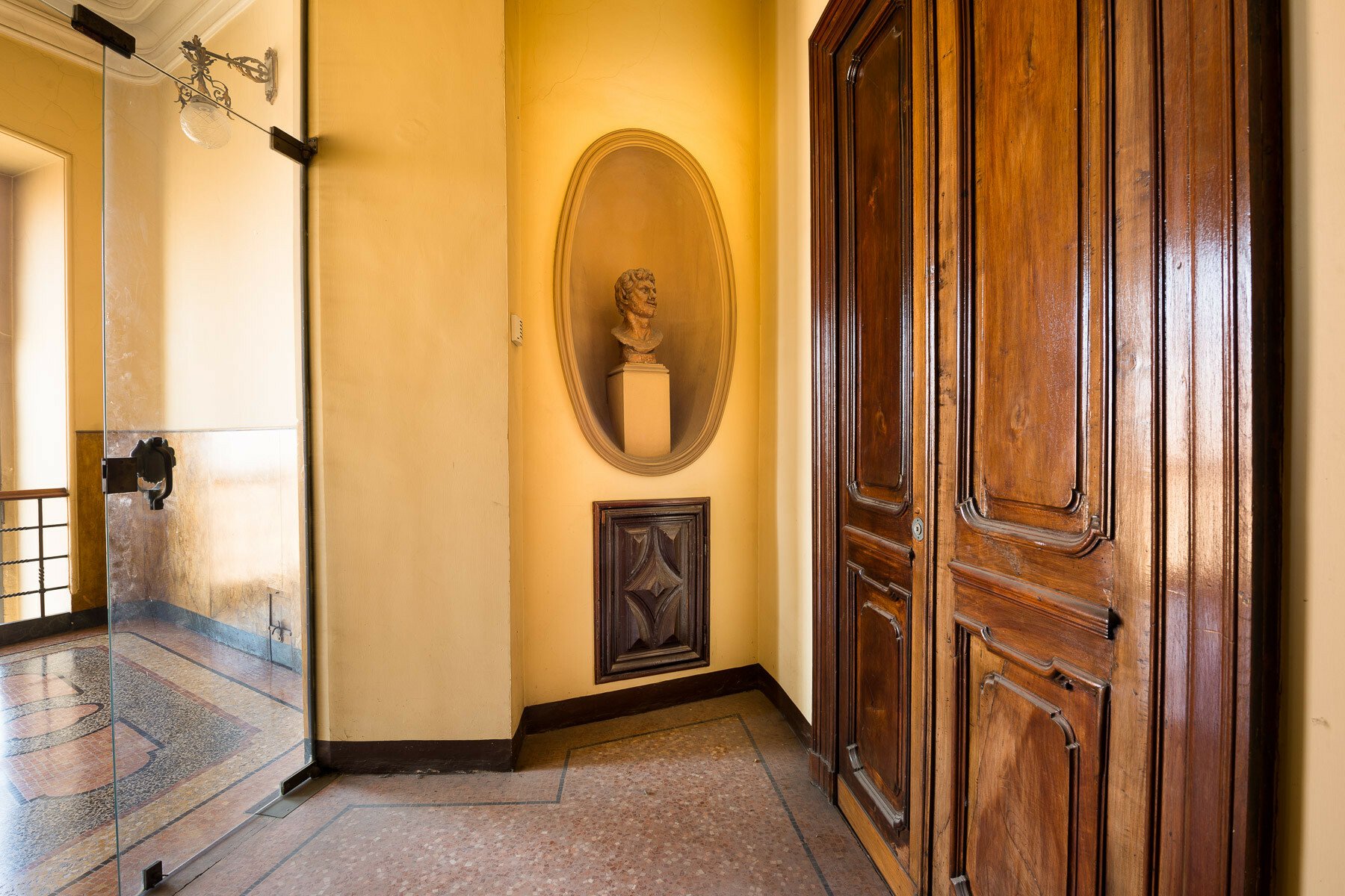 Prestigious Apartment In The Heart Of Turin in Torino, Italy for sale (1431070)