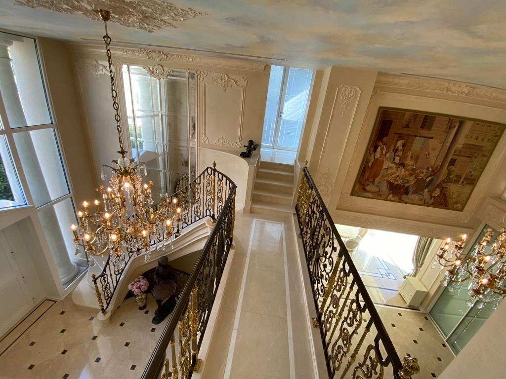 Castle in Cannes, Provence-Alpes-Côte d'Azur, France 2 - 11167211