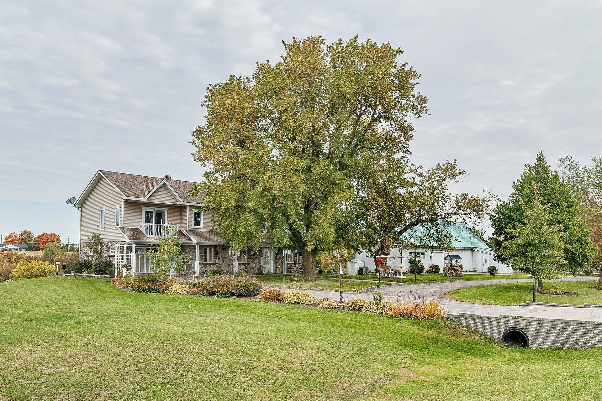 SaintLin/Laurentides, QC in SaintLin/Laurentides, Canada for sale