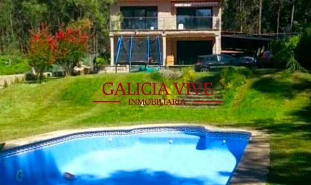 Villa Pontevedra En Poyo, Galicia, España En Venta (11157398)