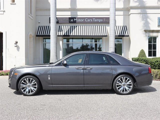 Sedan in United States 3 - 11167617