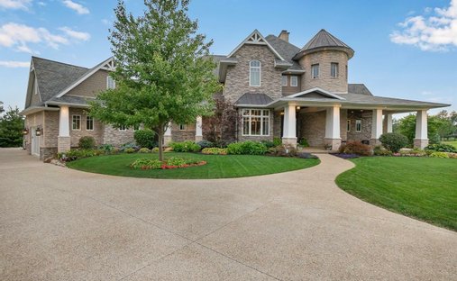 luxury-homes-for-sale-in-laporte-indiana-jamesedition