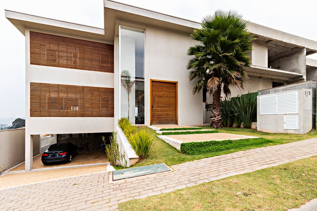 House In The Residencial Tamboré 10 Gated Community In São Paulo, Brazil For Sale (11171772)