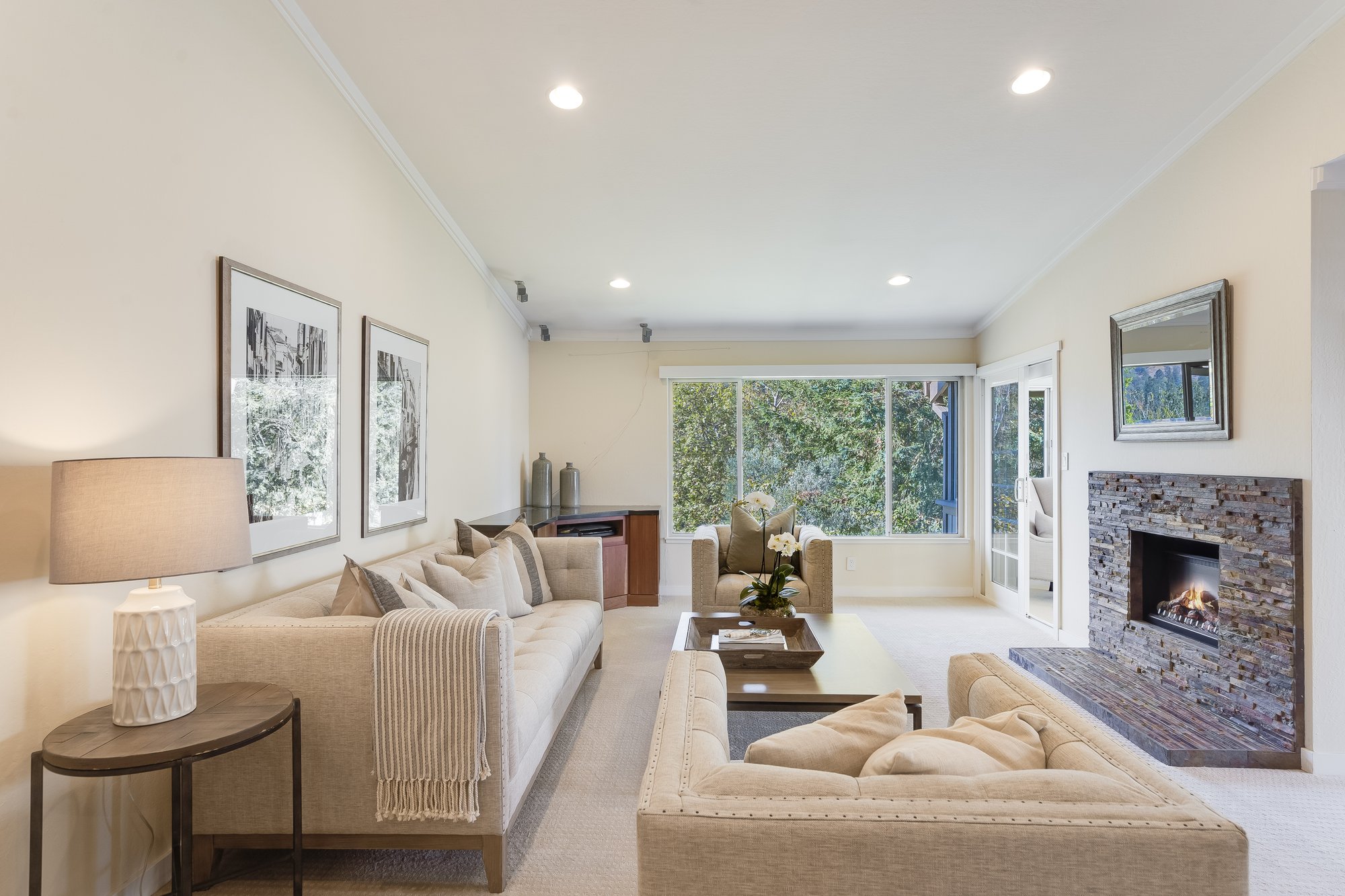 Spacious Rossmoor Condo Offers Tranquil Views in Walnut Creek, CA