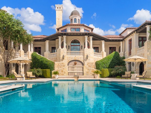 Luxury homes with pool for sale in San Antonio, Texas | JamesEdition