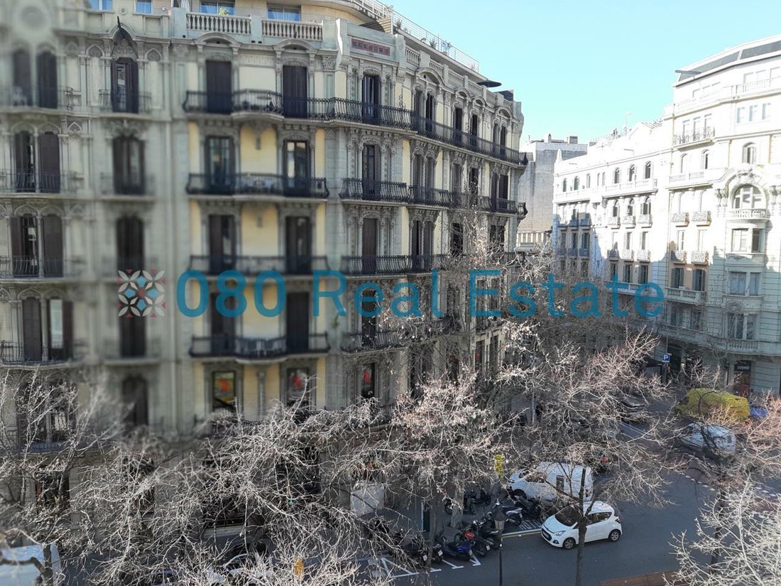 Wohnung in Eixample, Barcelona, Spanien 1 - 11174690