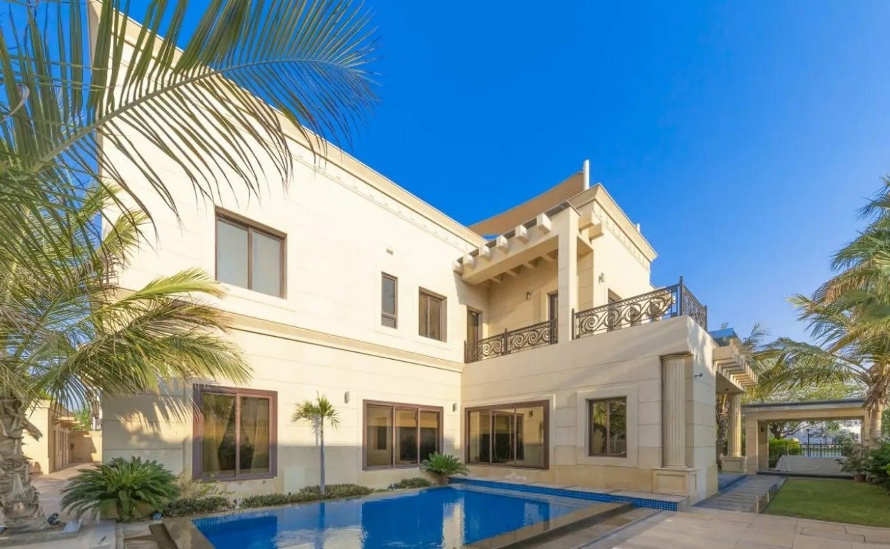 Full Lake View Magnificent Villa In In Dubai, Dubai, United Arab