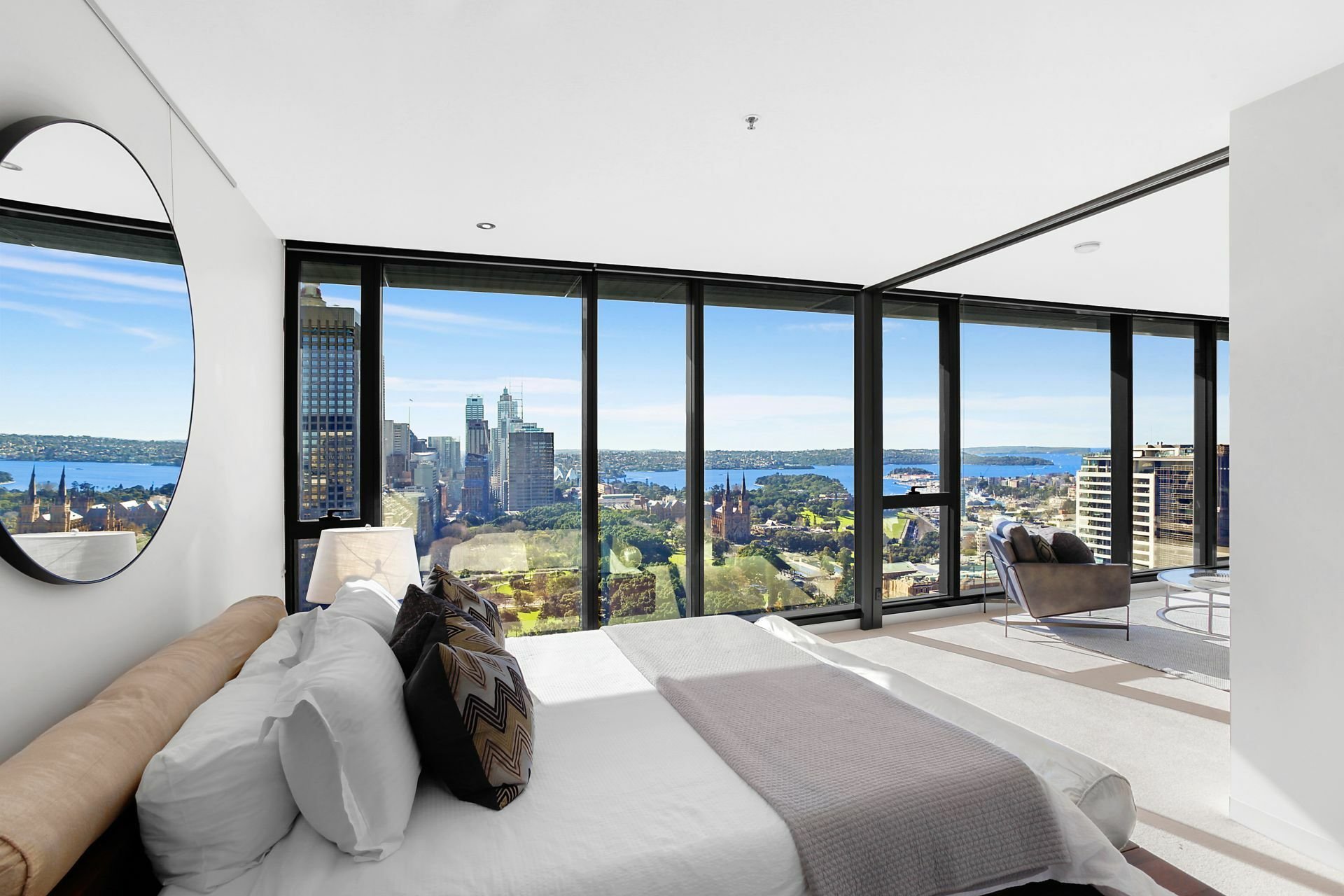 World Class Luxury From High End Sydney Apartment in Sydney, Australia