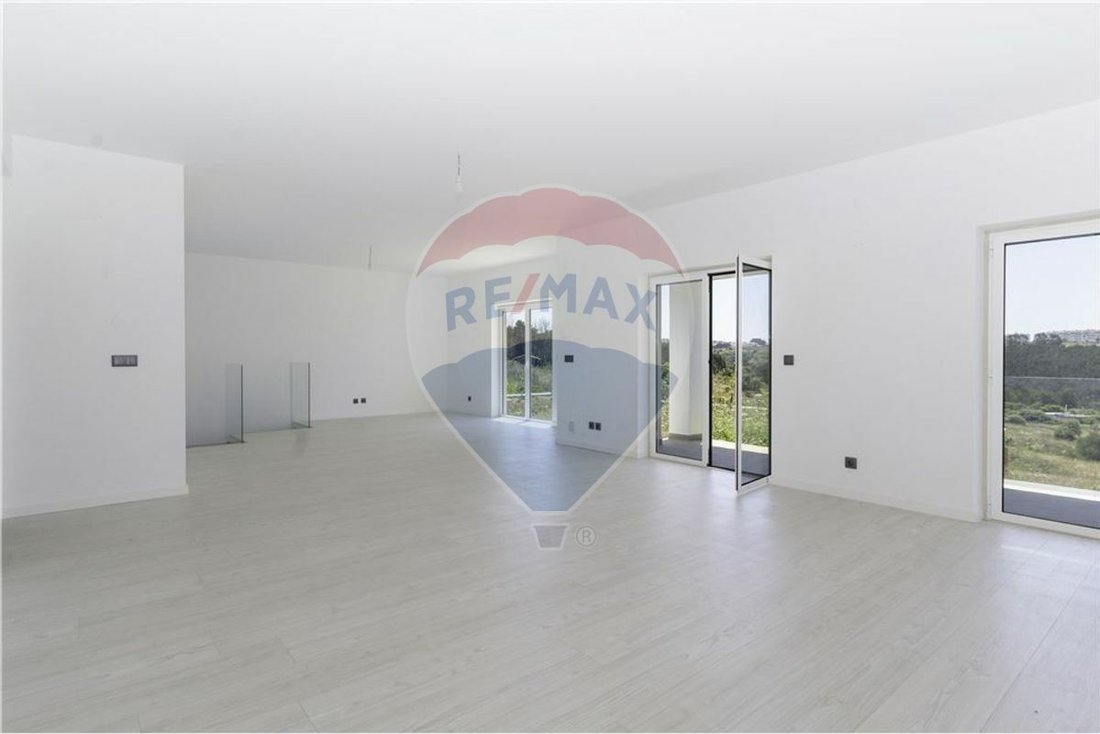 Moradia T5 For Sale In Lisboa In Mafra, Portugal For Sale (11192586)