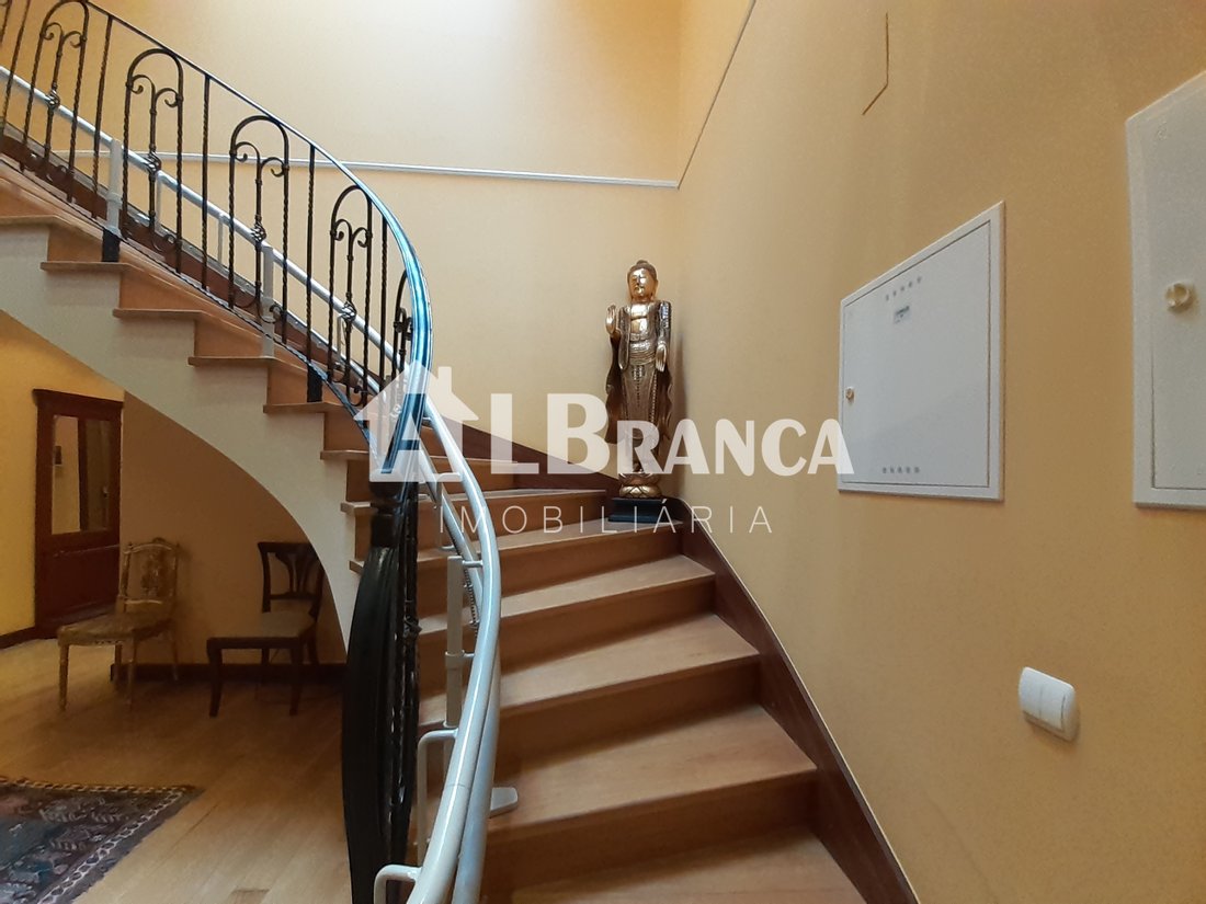 House in Coimbra (Se Nova, Santa Cruz, Almedina e Sao Bartolomeu), Coimbra District, Portugal 4 - 11195356