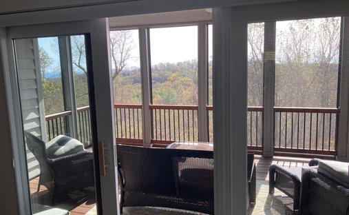 casas de lujo con garaje a la venta en Landrum, Carolina del Sur