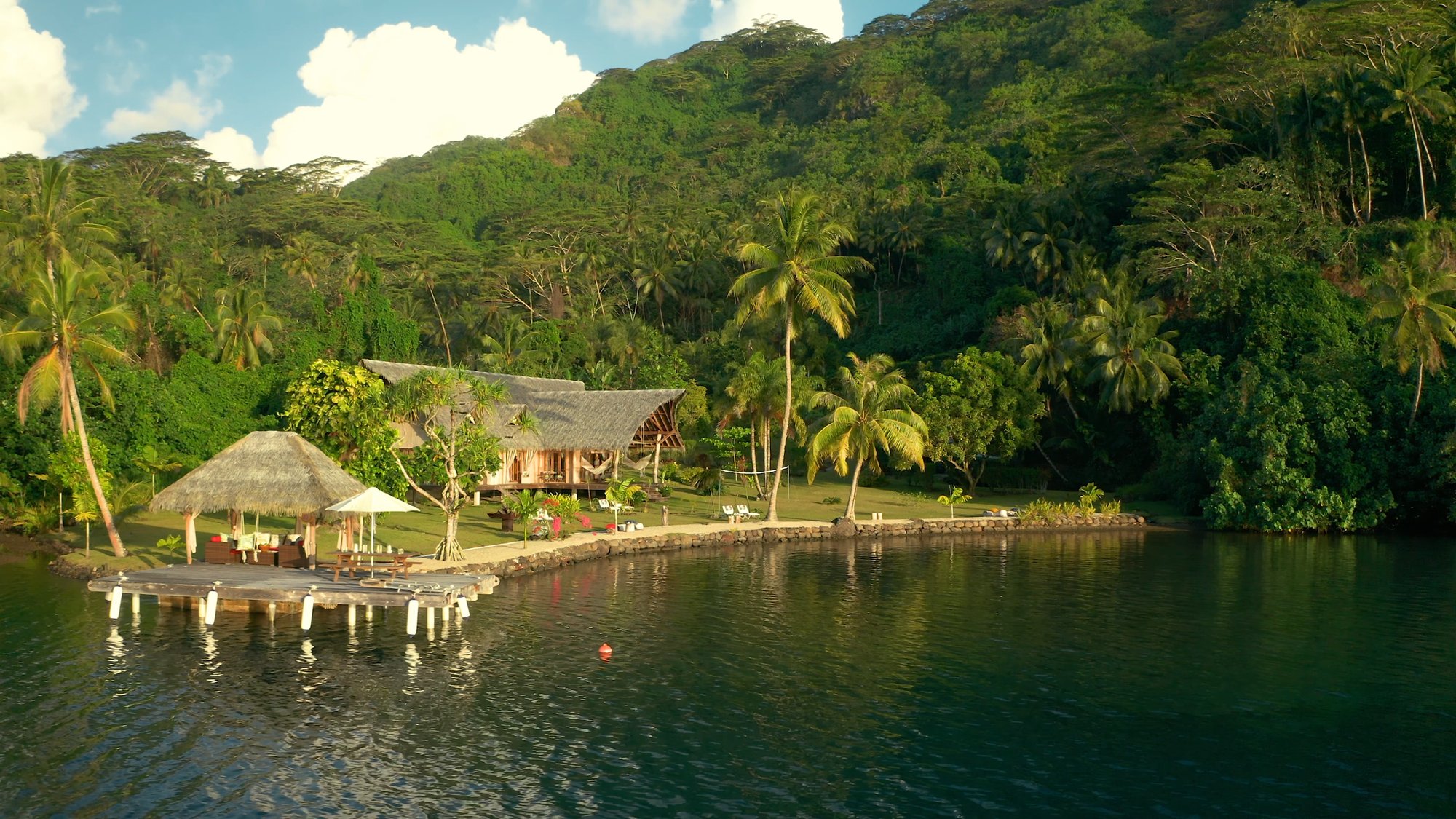 Villa With Private Beach And Large Land in TAHAA, French