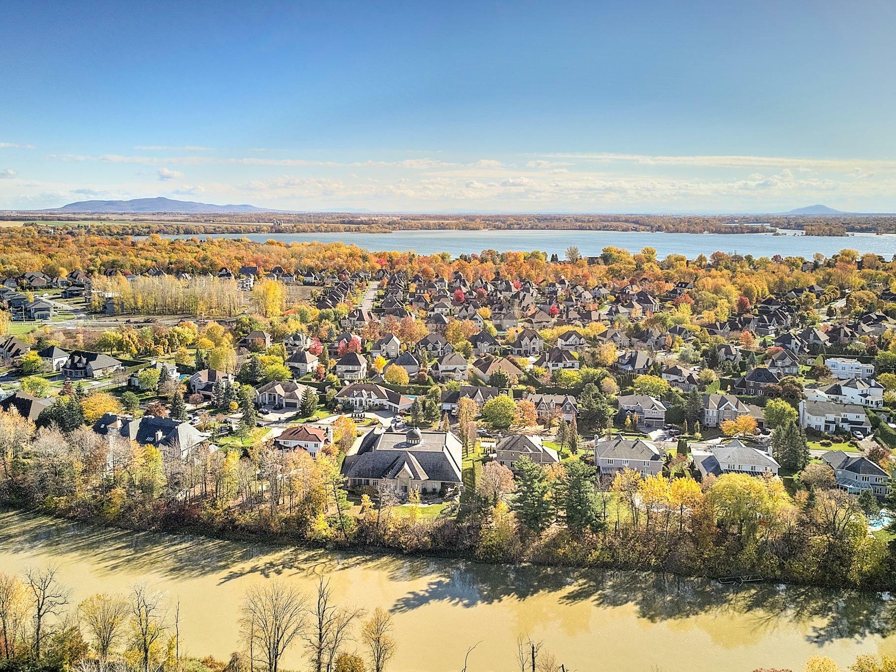 Carignan, QC in Carignan, Canada for sale (11202679)