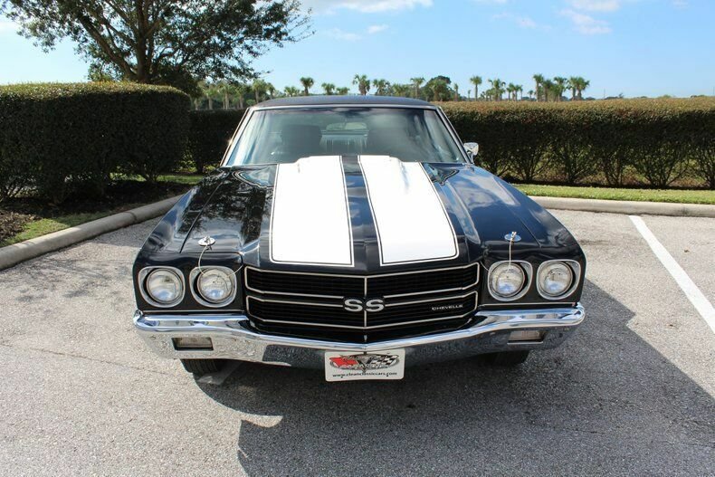 Coupe in Sarasota, Florida, United States 4 - 11202323