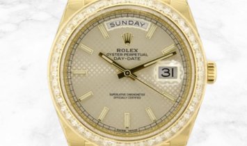 Rolex Day-Date 40  228398TBR-0005 18Ct Yellow Gold Silver Diagonal Dial Diamond Bezel