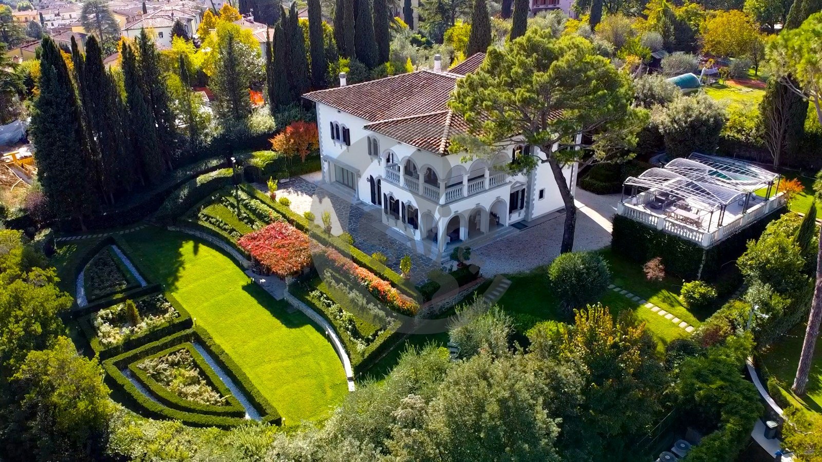 Luxury Villa With Pool And Garden In Florence In Florence, Tuscany