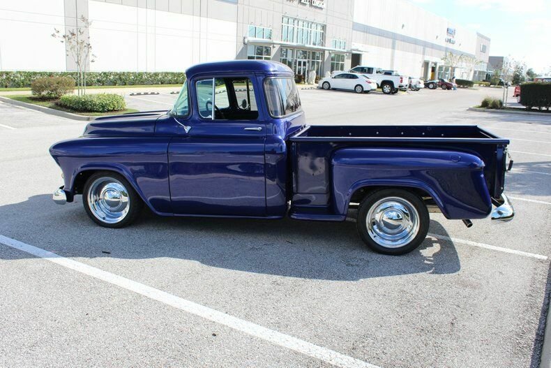 Pickup in Sarasota, Florida, United States 5 - 11204424