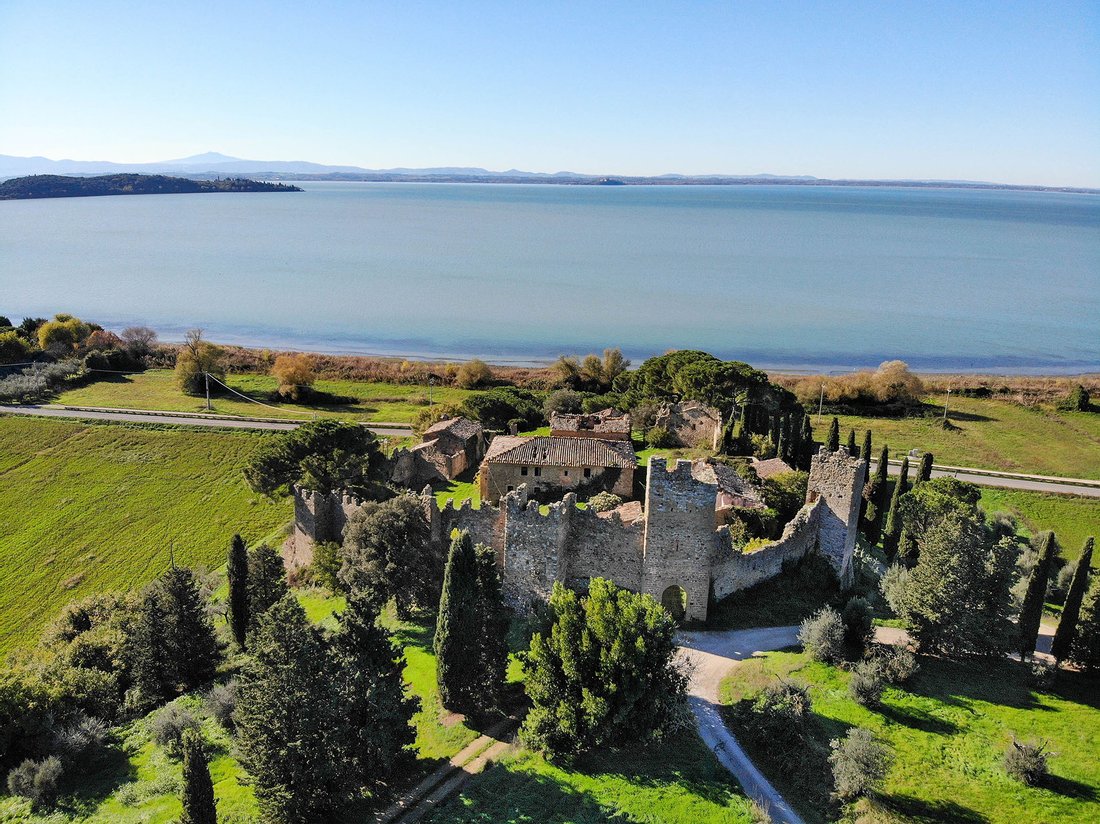 Zocco’s Medieval Crown: A Lakeside Castle Awaiting Its Renaissance