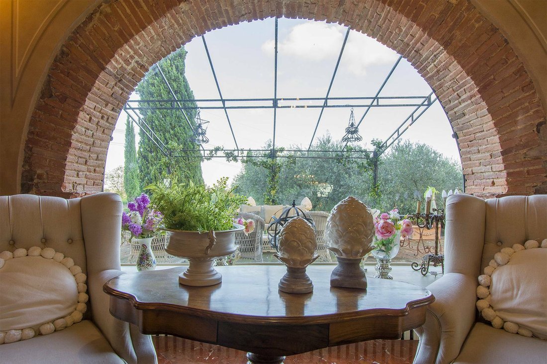 Romantic Luxury Villa On The Hills Of Lucca In Lucca, Tuscany, Italy For Sale (11213663)