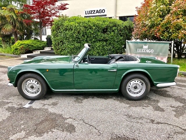 Cabriolet in Brescia, Province of Brescia, Italy 2 - 11221640
