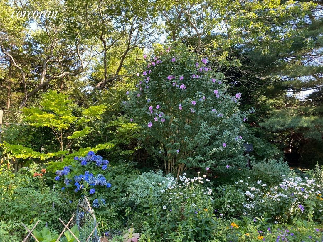 30 Club Lane, Remsenburg, Ny In Remsenburg Speonk, New York, United