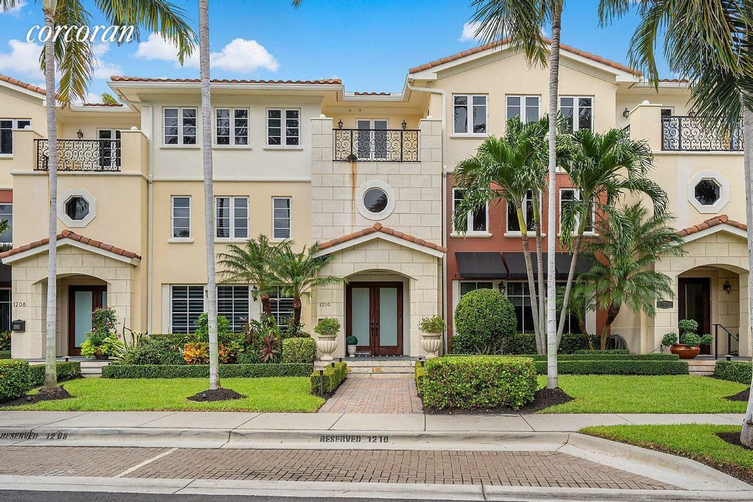 1210 Palm Trail, Delray Beach, Fl 33483 In Delray Beach, Florida