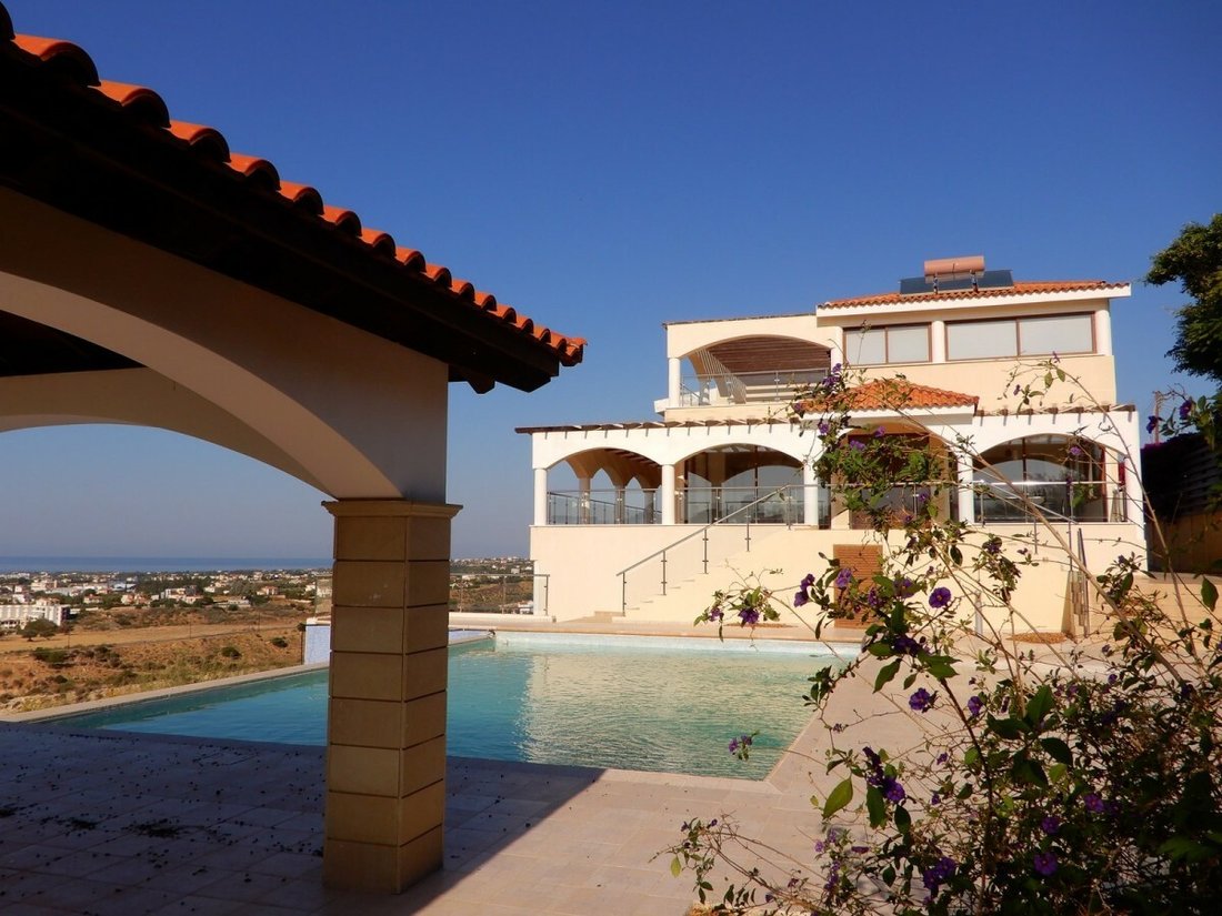 Villa in Paphos, Paphos, Cyprus 1 - 11230173