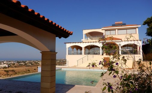 Villa in Paphos, Paphos, Cyprus 1