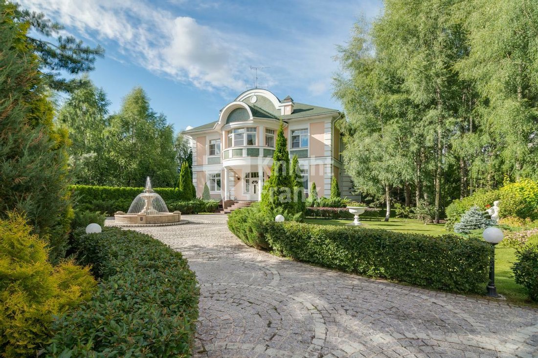 House In Nikol'skaya Sloboda, Moscow, Russia For Sale (11232714)