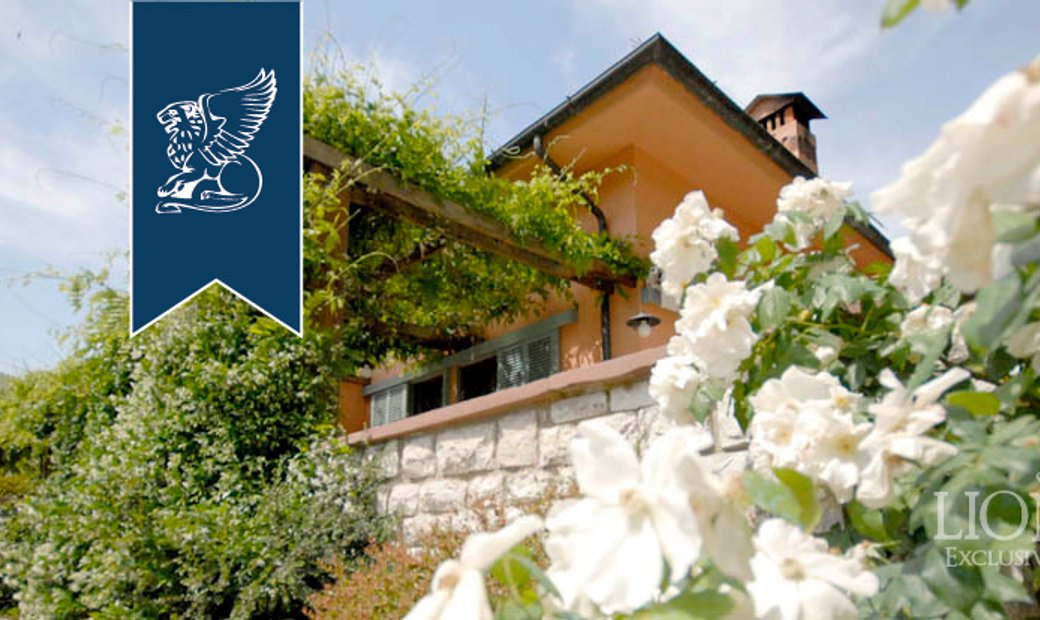 Italy Villa For Sale In Quarrata, Tuscany, Italy For Sale (10918991)