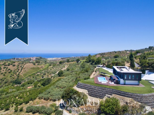 Villa De Luxe Moderne A Vendre En Sicile A Valdina Sicile Italie A Vendre