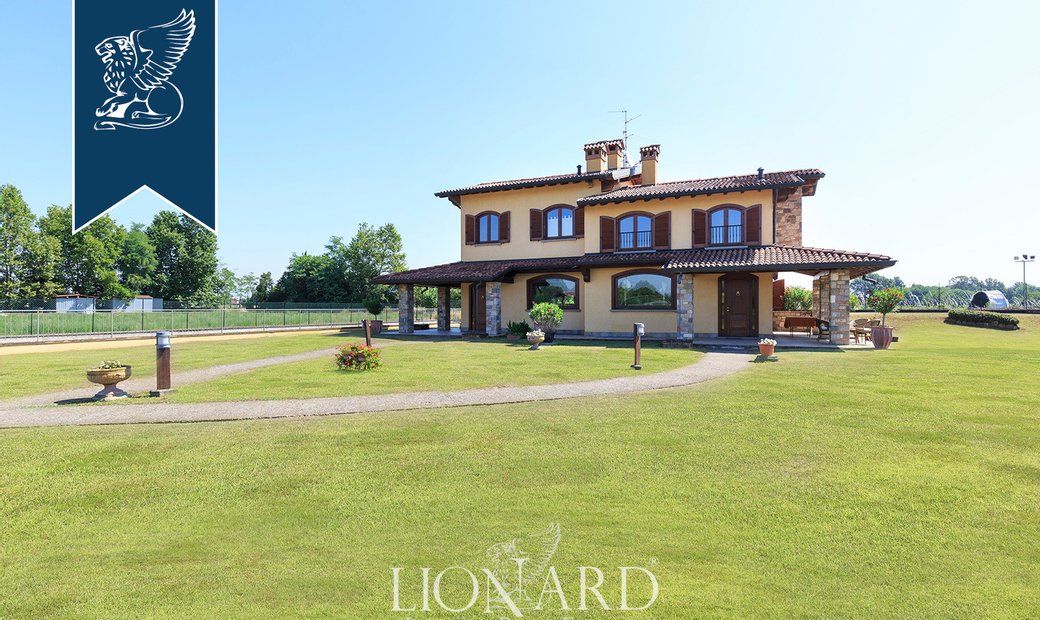 Luxury Estate For Sale Near Bergamo In Spirano, Lombardy, Italy For