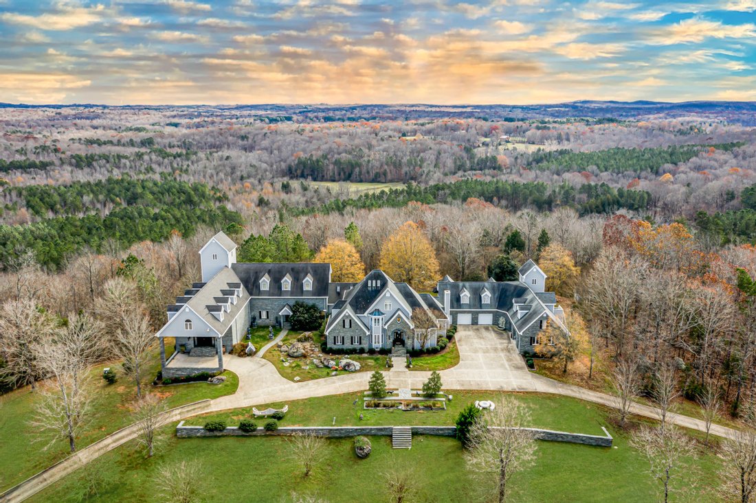 Grand Ballroom Estate On 160 Acres In Asheboro, North Carolina, United