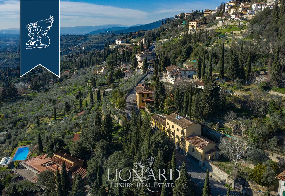 Luxury Villa With Panoramic View For Sale In Fiesole In Fiesole