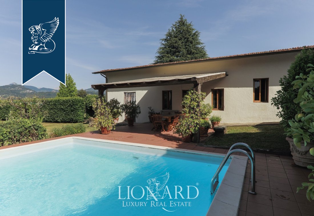Luxury Villa With Swimming Pool For Sale Near Lucca In Barga, Tuscany