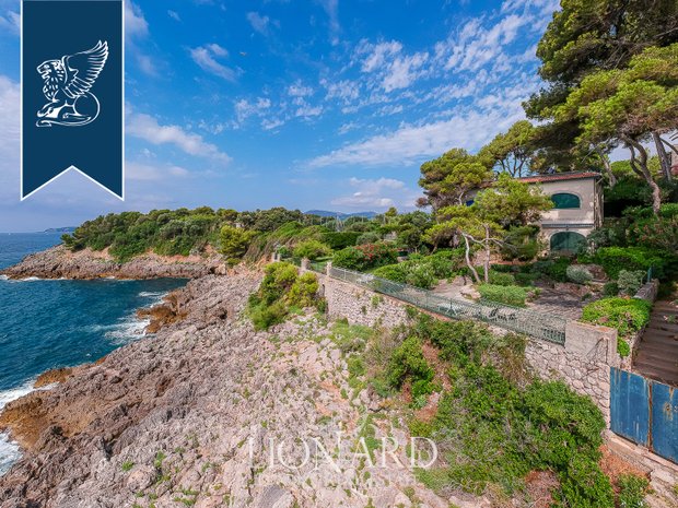 Apartment In 1960s Villa For Sale In Lerici In Lerici Italy For Sale 10918455
