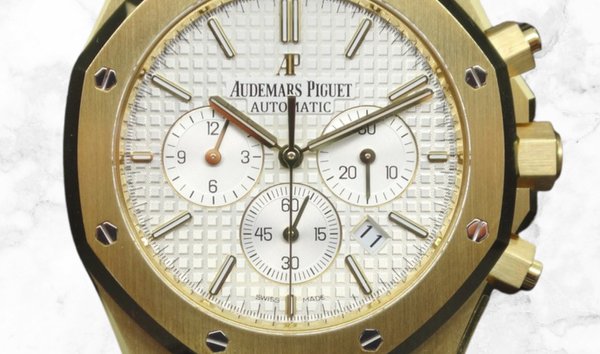 Audemars Piguet 26320BA.OO.1220BA.01 Royal Oak Chronograph 18K Yellow Gold Silver Toned Dial  (11238966)