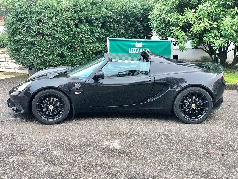Cabriolet in Brescia, Province of Brescia, Italy 2 - 11241195