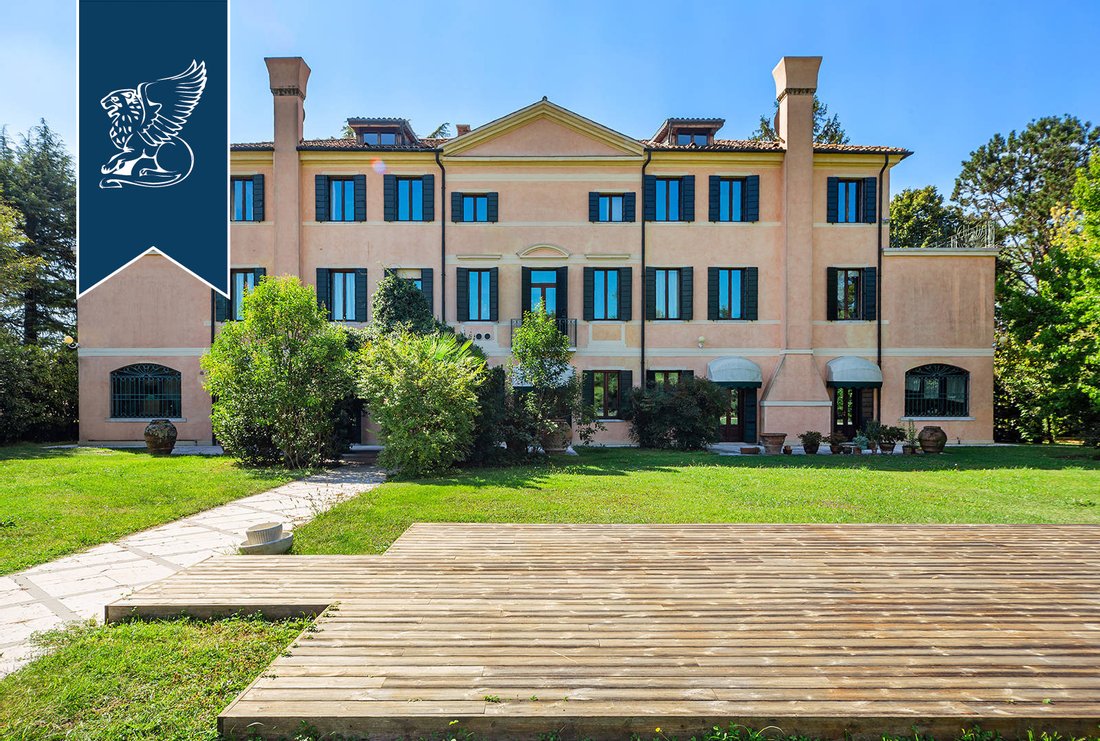 Majestic 15th Century Estate For Sale In Treviso In Treviso, Italy For Sale (11240737)